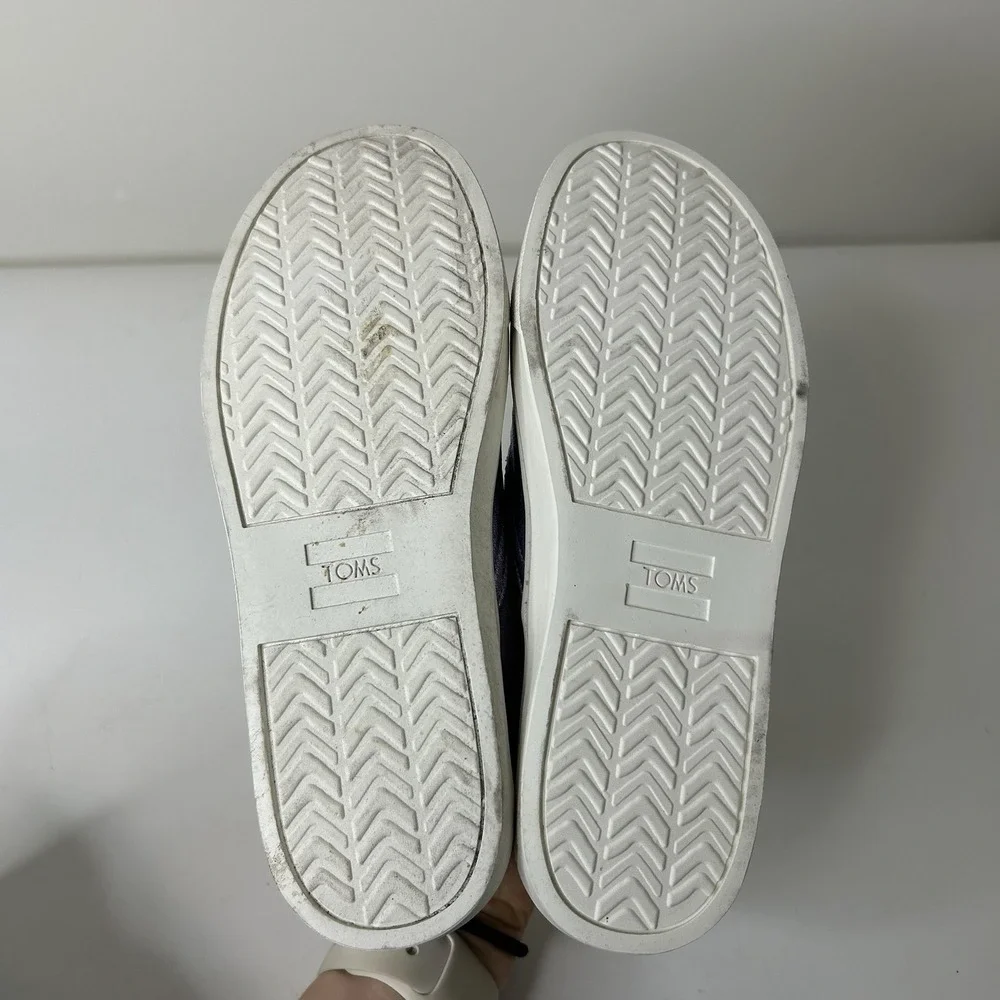 TOMS Shoes Girls 6 Orchid Foil Unicorn Canvas Luca Slip-Ons Lilac Purple Sparkle